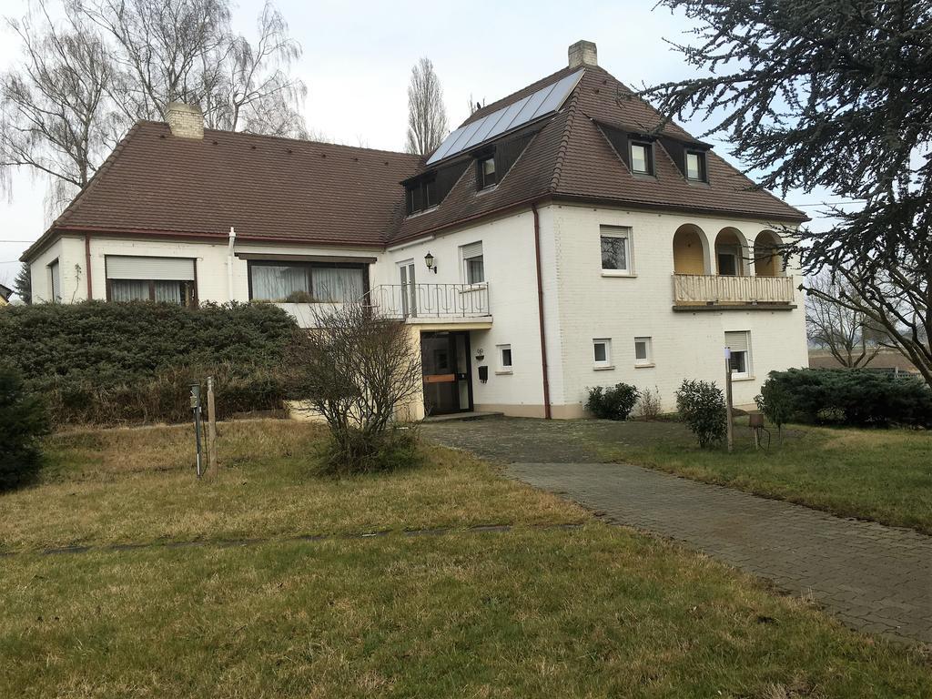 Gaestehaus An Der Rheinbruecke Altlussheim ภายนอก รูปภาพ